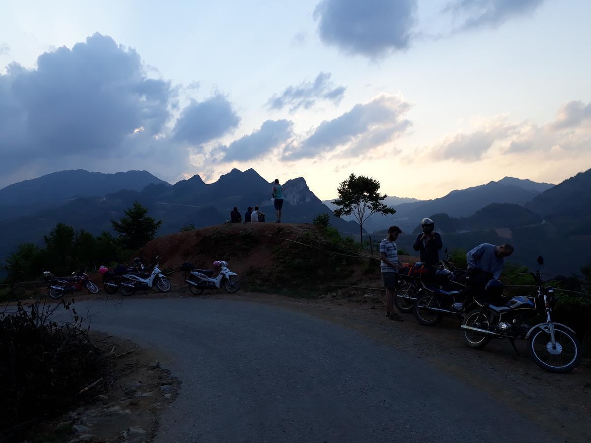 Binh Minh Hostel Dong Van  Εξωτερικό φωτογραφία