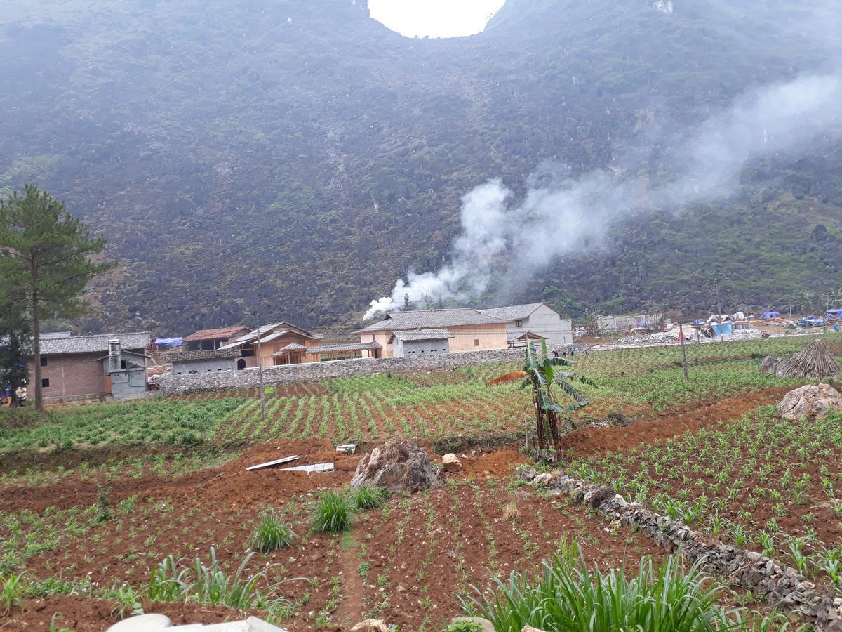 Binh Minh Hostel Dong Van  Εξωτερικό φωτογραφία